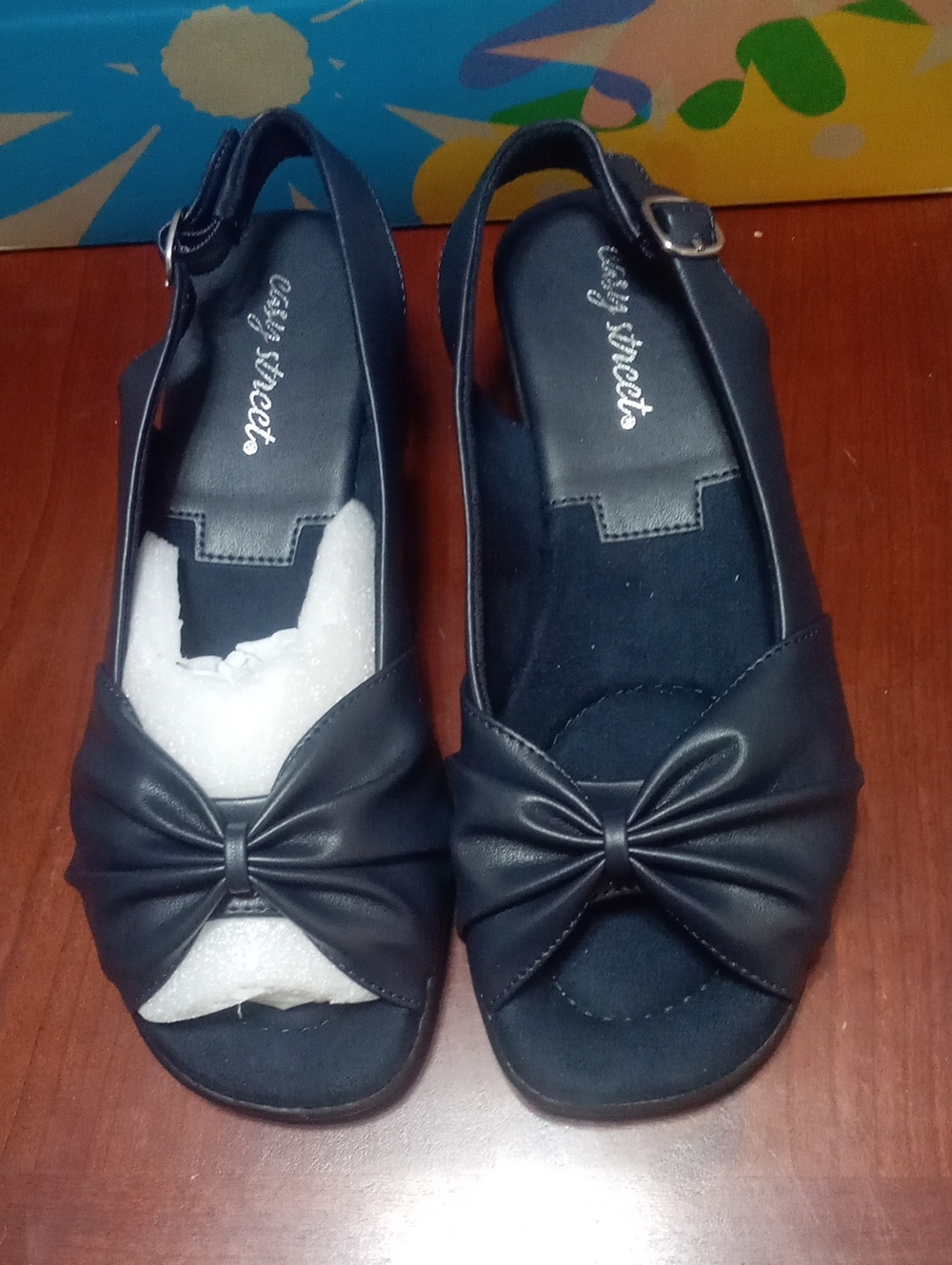 Easy Street Black Bow Slingback Sandals 7 1/2 Padded Footbed MSRP $23.99